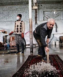 شستشوی سنتی قالی در قالیشویی آنلاین مشهد 