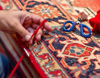خدمات تخصصی و حرفه ای رفوی فرش در قالیشویی آنلاین مشهد 